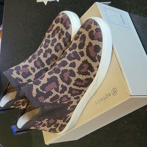 Rothy's Leopard Chelsea Boots Size 9.5